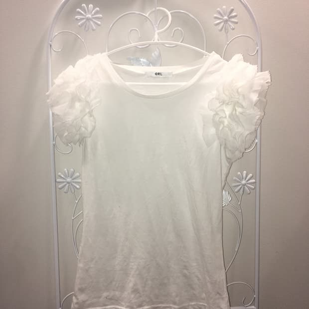jpn vintage 화이트 러플 티셔츠