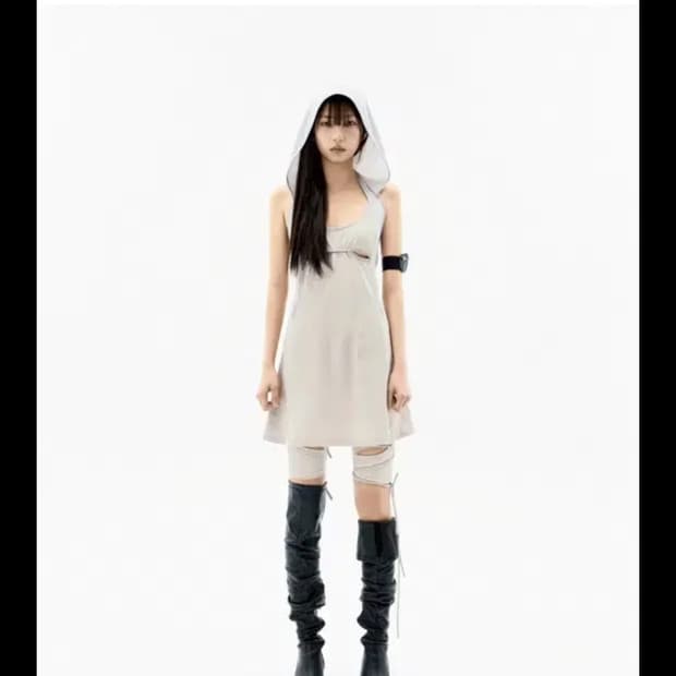 Ojos halter hoodie apron dress / 오호스 드레스