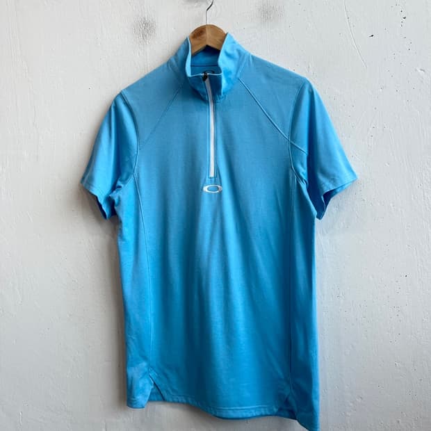 오클리 하프집 스카이블루 반팔 티셔츠 S
