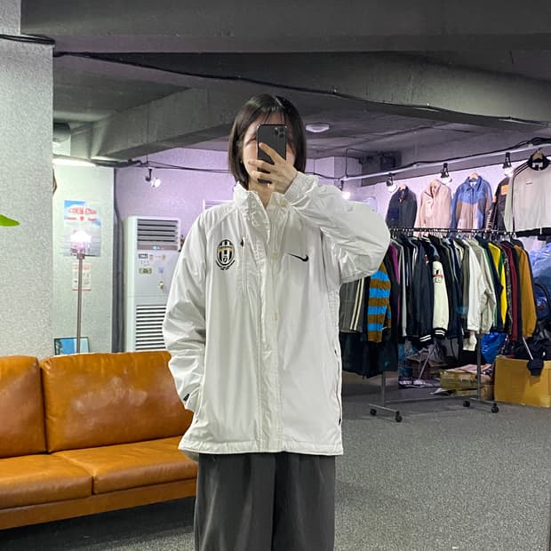나이키 스우시 유벤투스 클라이마핏 바람막이 자켓 B4488