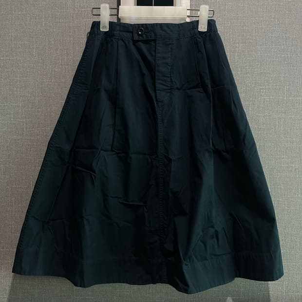 MHL 코튼 치노 스커트