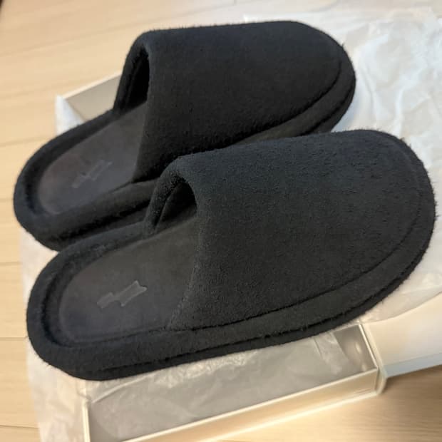 Skylrk 스카이라크 슬리퍼 260 팝니다