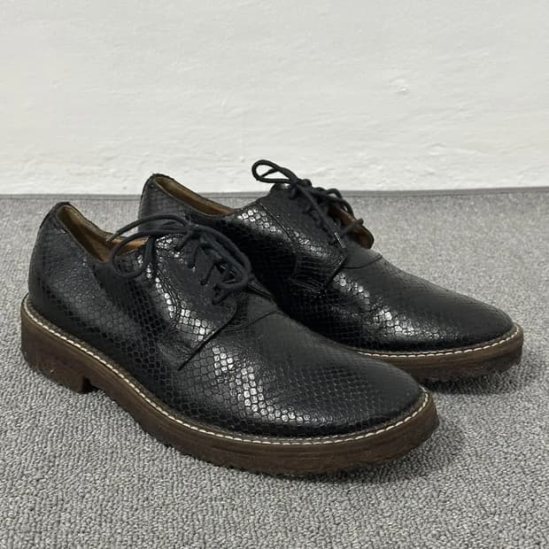 마르지엘라 22 파이톤 더비