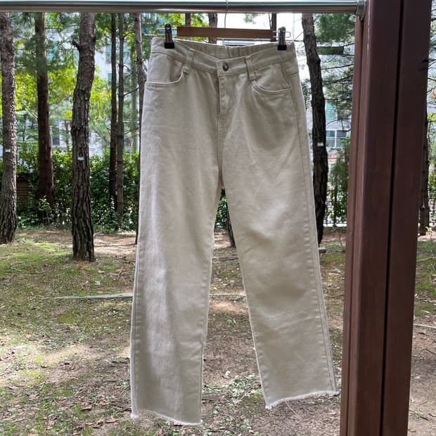 beige pants