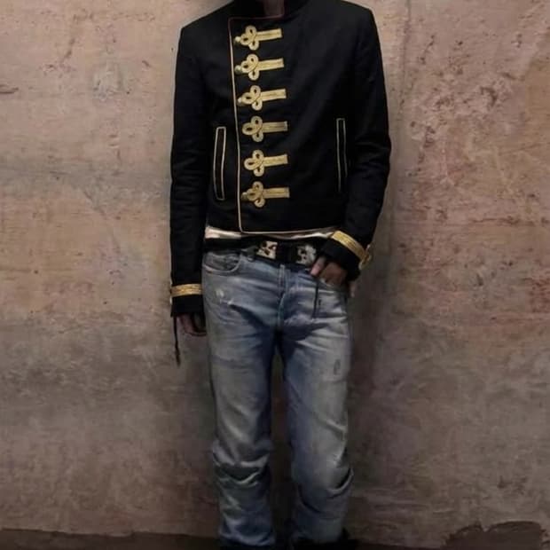 하우스네버다이 마이클잭슨 스타일 크롭기장 나폴레옹  자켓