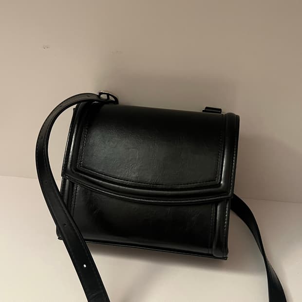 앨리스마샤 크로스백