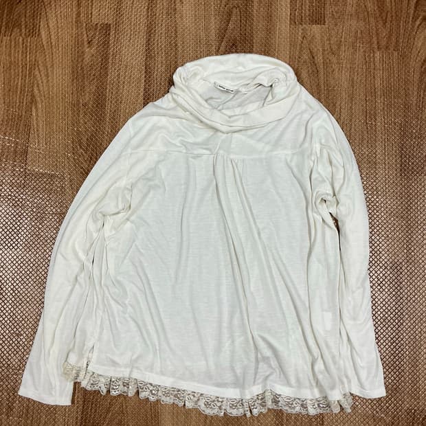 레이어드 레이스 목폴라