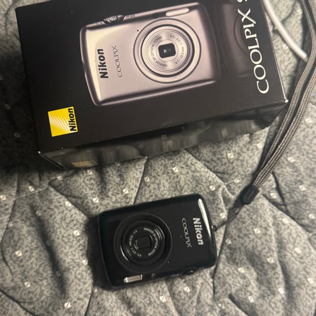 니콘 s01 블랙 풀박스 (작레 O)