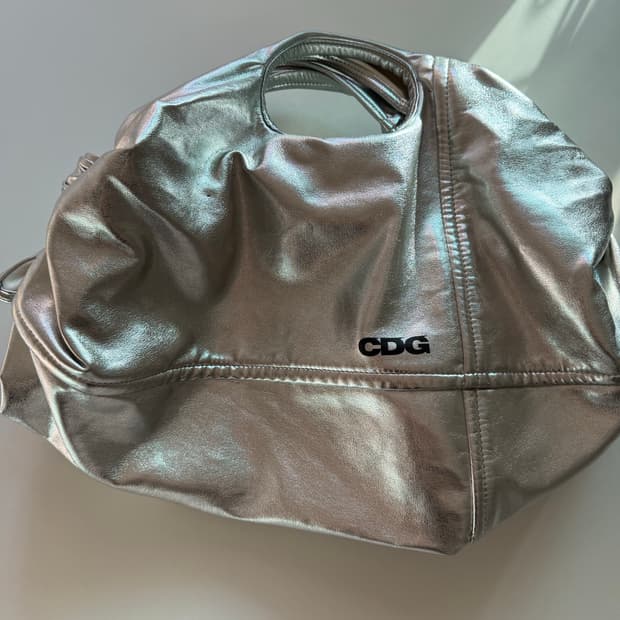CDG 꼼데가르송 리본백 만두백 실버
