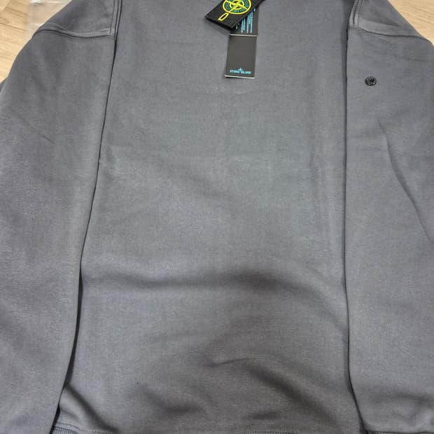 스톤아일랜드 맨투맨팝니다3XL