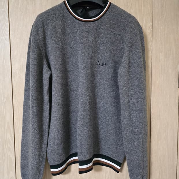 No.21 니트