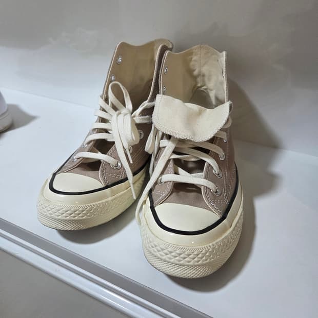 컨버스 하이 판매합니다~