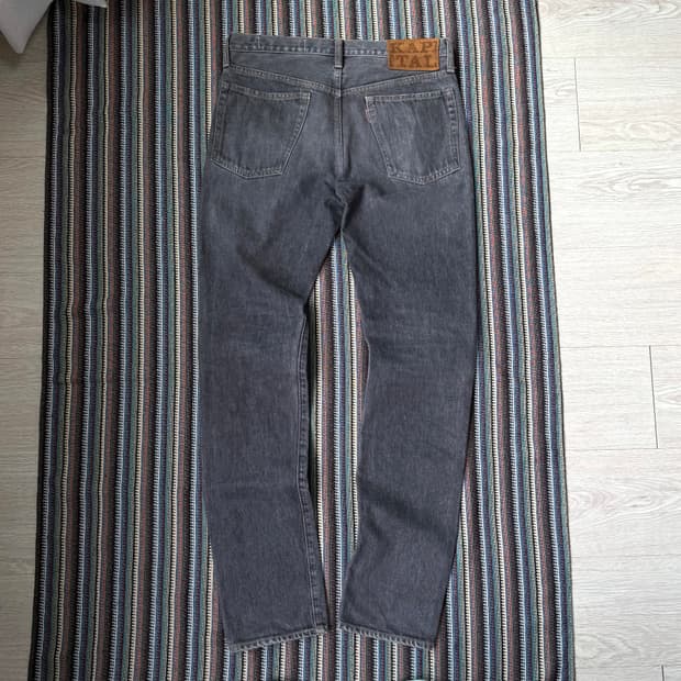 캐피탈 흑청 데님 팬츠