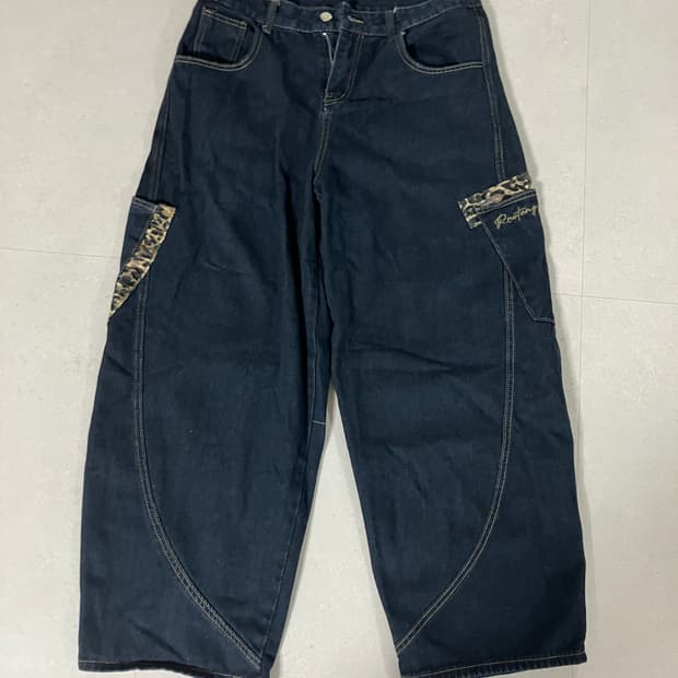 와이드 벌룬 포켓 호피 무늬 데님 팬츠