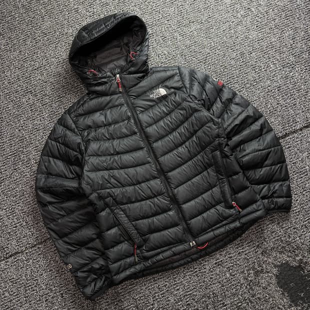 노스페이스 800 써밋 시리즈 구스다운 경량 점퍼 3236