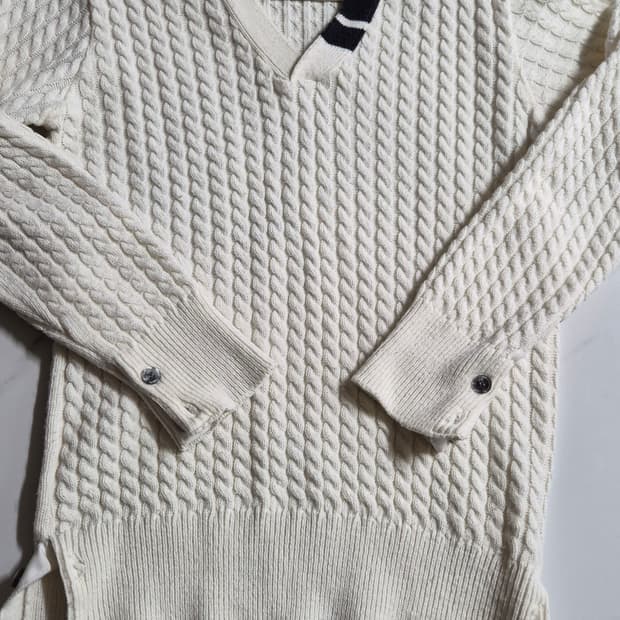 톰브라운 아이보리 케이블 니트(95)