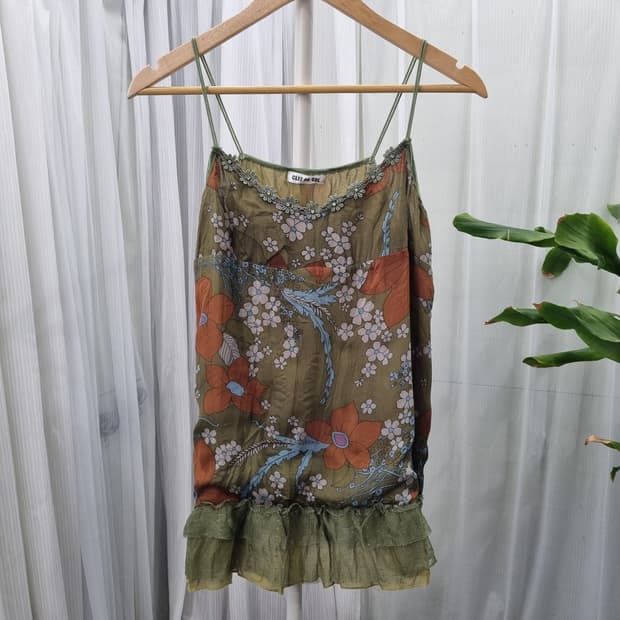 CLEF DE SOL 플라워 쉬폰 러플 롱나시 1949