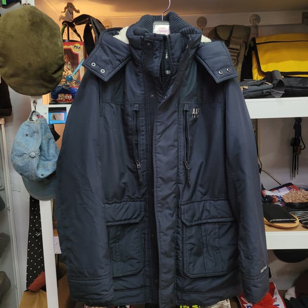 A&F 아베크롬비앤피치 방수 방풍 패딩
