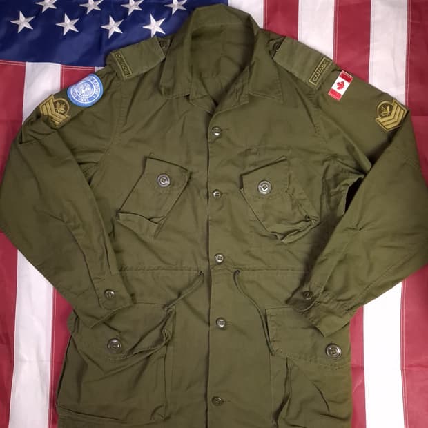 오리지날 새제품급 캐나다군 퍼티그