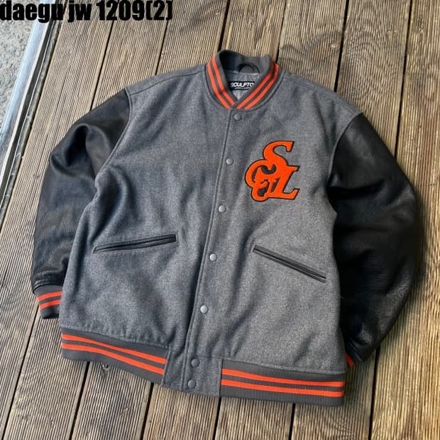 스컬프터 바시티자켓