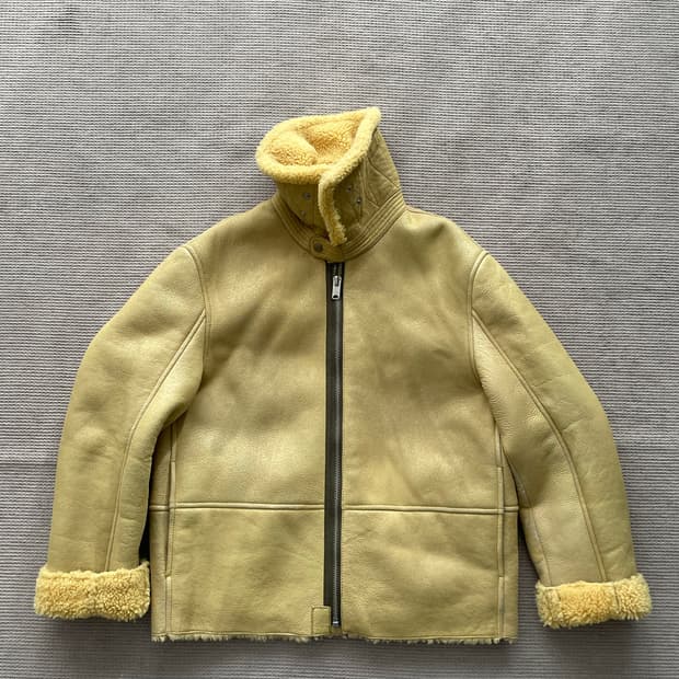 이지시즌3 무스탕 머스타드 