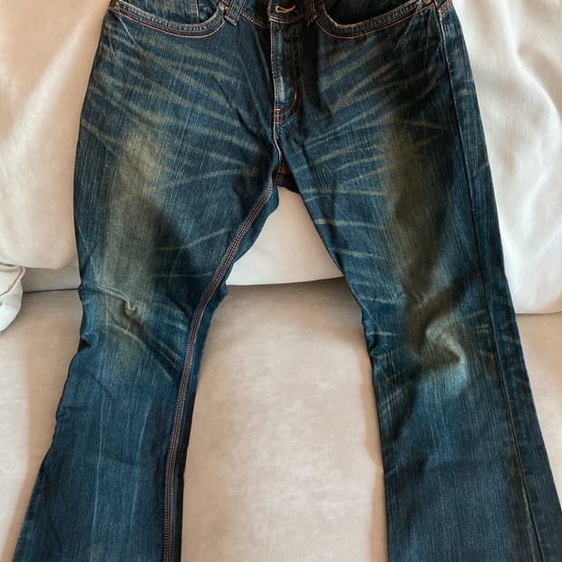 에드윈 센치백 데님 부츠컷팬츠