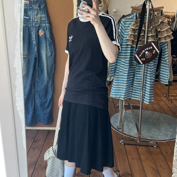 아디다스 블랙 화이트 링거티