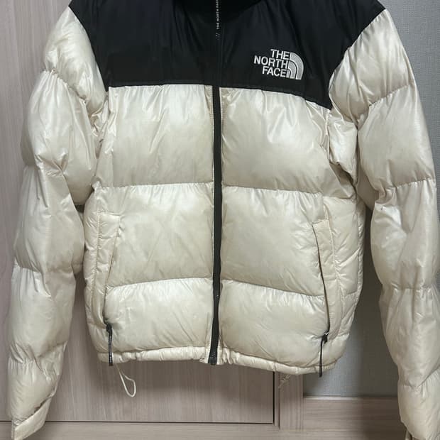 노스페이스 눕시 패딩 크림