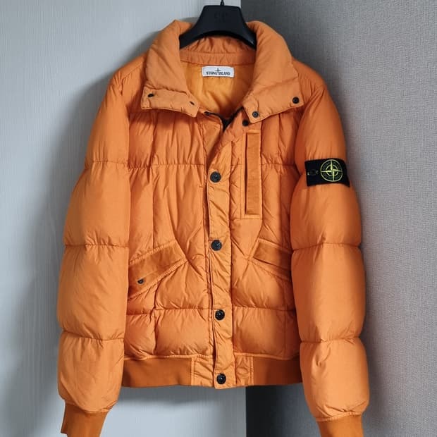 스톤아일랜드 크링클랩스 패딩