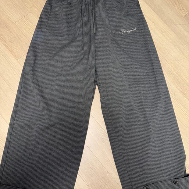 Fancy club 팬시클럽 스트라이프 팬츠 버튼