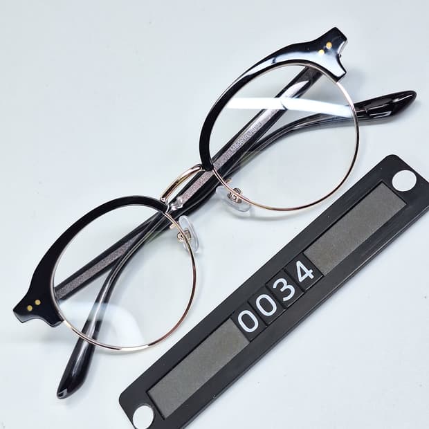 일제 블랙 골드 하금테 안경테 48mm 일본 수입 패션 아이웨어 클래식 