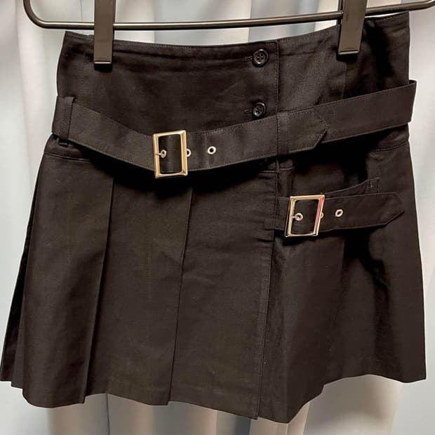 peace now 피스나우 벨트 장식 플리츠 블랙 랩스커트 펑크 매드펑크