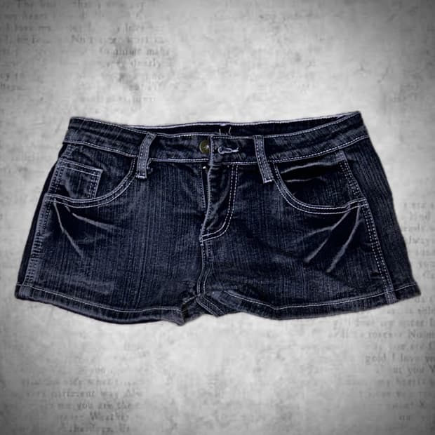 펑크 갸루 y2k무드 딱붙 흑청워싱 숏팬츠