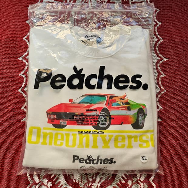 Peaches One Universe 피치스 한정판 맨투맨 XL / 미개