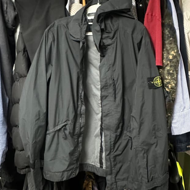 스톤아일랜드 바람막이 L