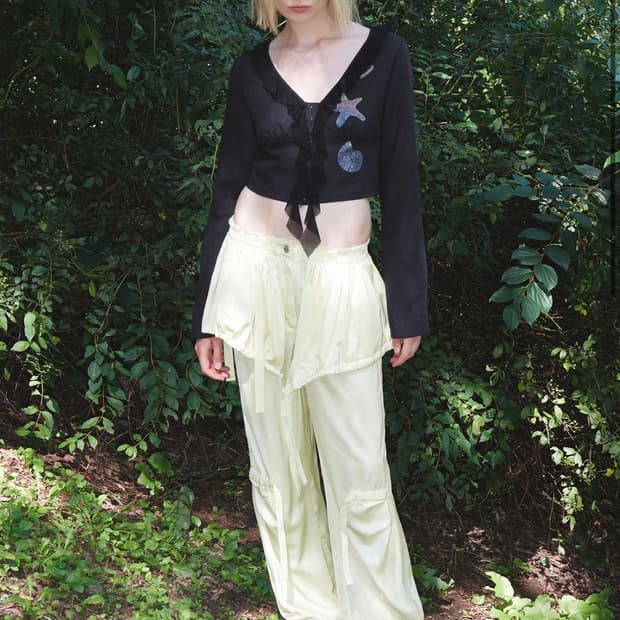 더오픈프로덕트(OPEN YY)세틴 카고 팬츠_Yellow