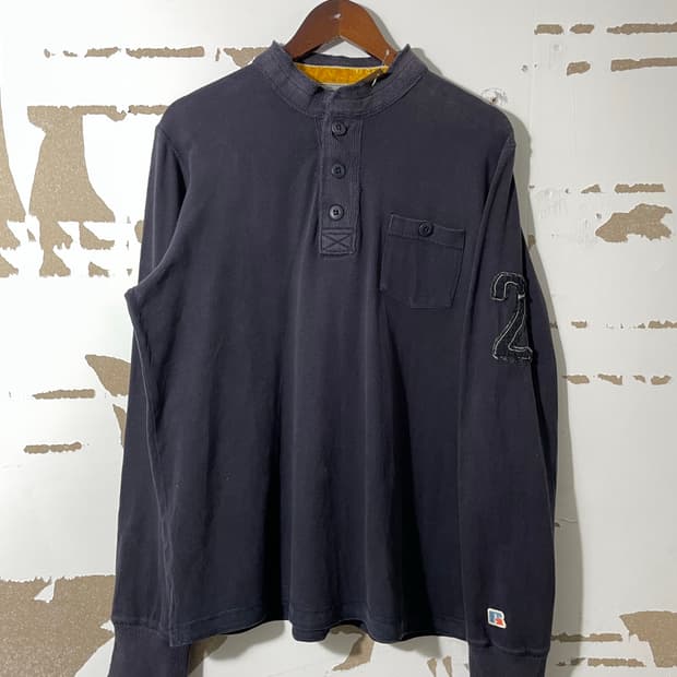 00s 러셀 헨리넥 슬리브