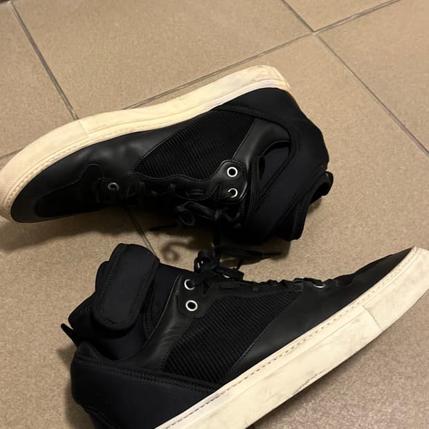 발렌시아가 하이탑 니콜라 게스키에르 42사이즈