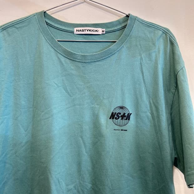 NASTYKICK 지구본 백프린팅 오버핏 반팔티