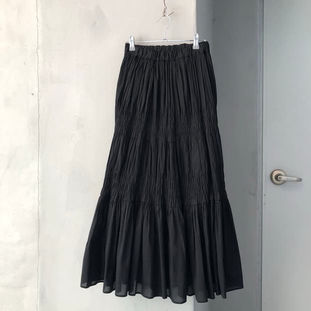 •vintage long skirt