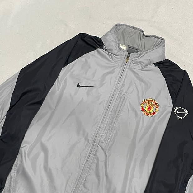 M 나이키 맨체스터유나이티드 바람막이