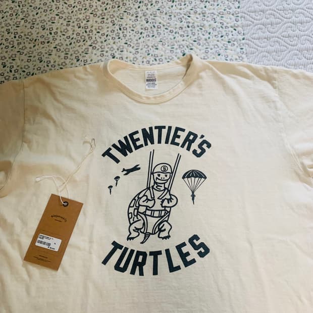 [XL] 웨어하우스 LOT 4064 TURTLES 반팔 티셔츠 크림