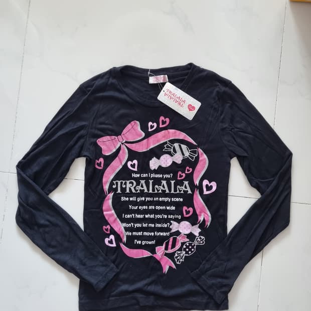 tralala 티셔츠