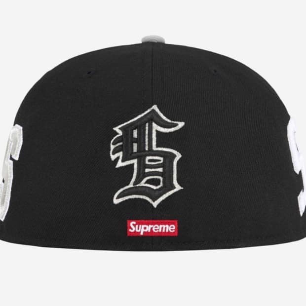 슈프림 멀티s 로고 뉴에라 팝니다