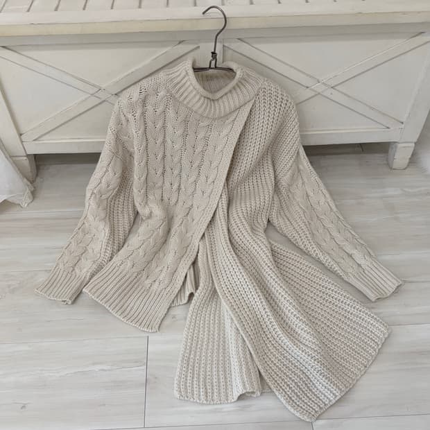 Cosy Mute oatmeal unique knit top