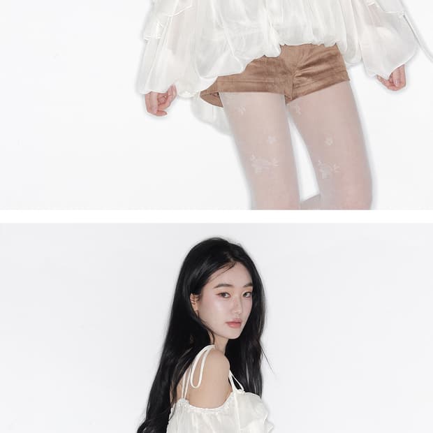 더티스 블루밍 쉬폰 프릴 요프숄더 블라우스 크림