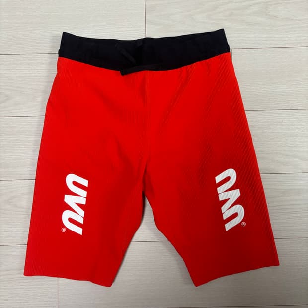 (S) UVU 시카고 에디션 타이즈 레드