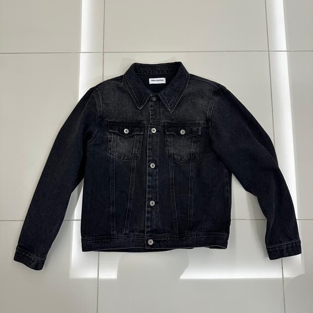 밀로아카이브 흑청자켓