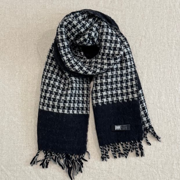 이세이미야케 하운즈투스 울 프린지 머플러