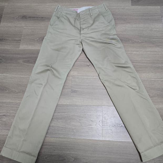 토이즈맥코이 맥퀸치노 32사이즈 판매합니다.